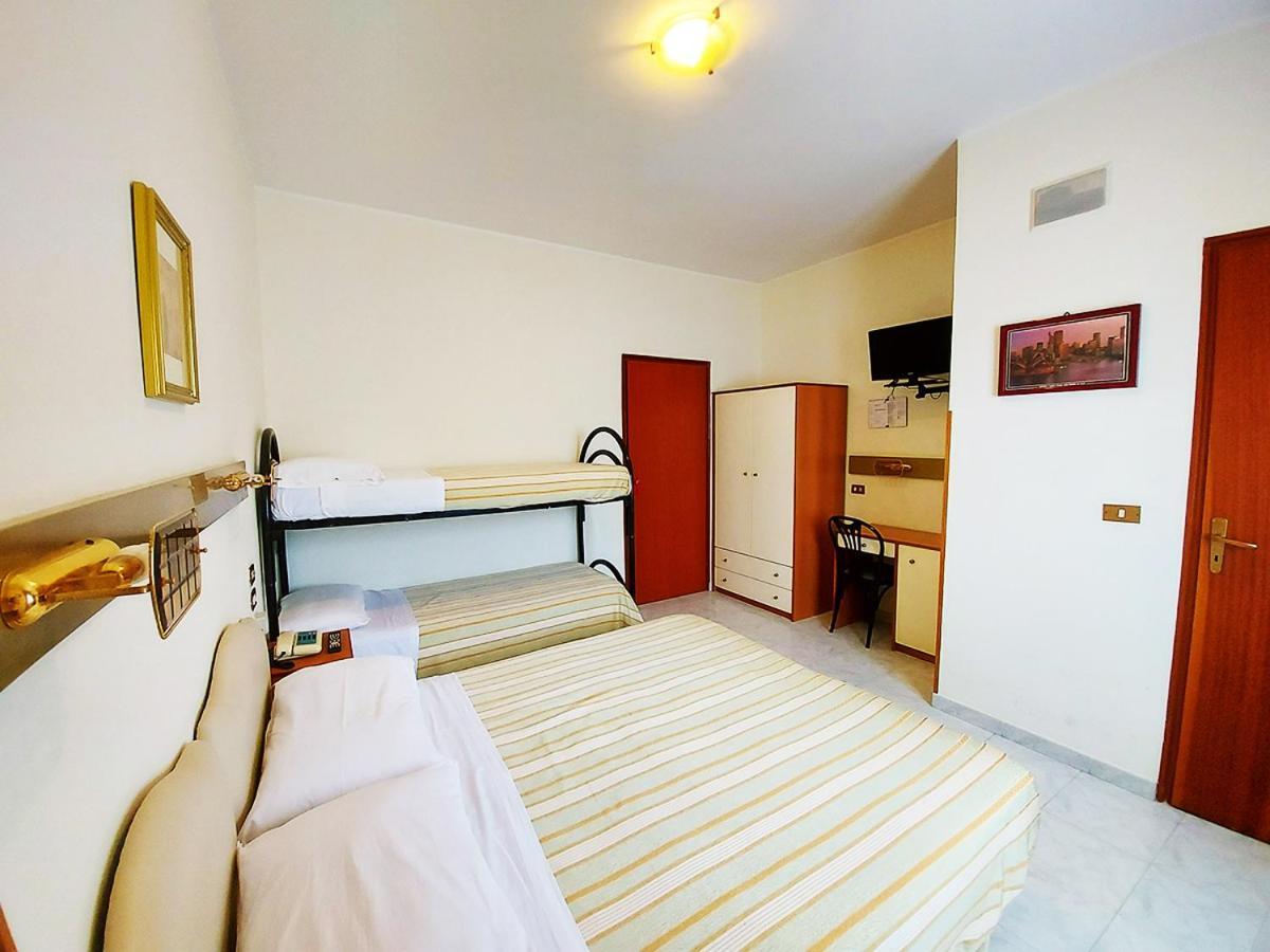 Albergo Delle Rose بانيارا كالابرا المظهر الخارجي الصورة